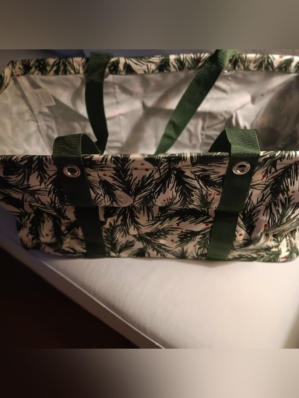 Thirty-one Large Utility Tote-Evergreen Branches